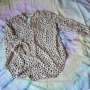 BNWT women's cheetah print blouse